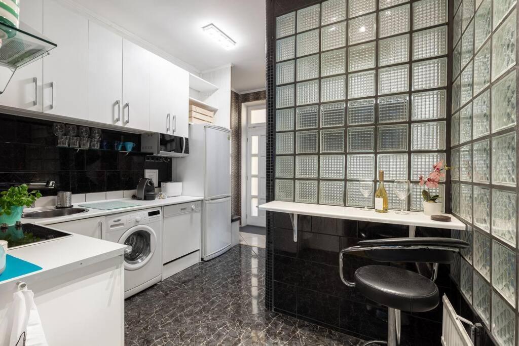 Stylish Central Budapest Apartment Budapeste Exterior foto